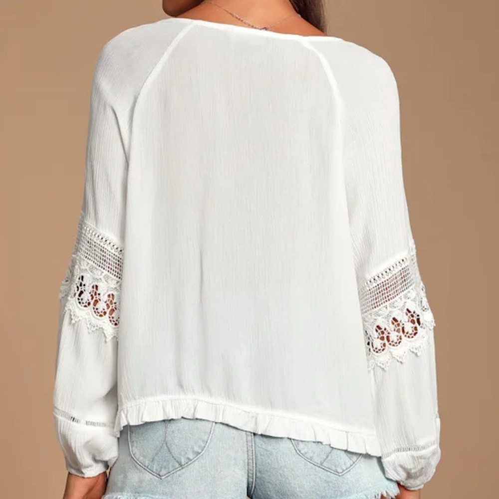 Lulu's Joanie Blouse Crochet Lace White Lace Top Buttoned Drapey Boho Size XL - Picture 8 of 11